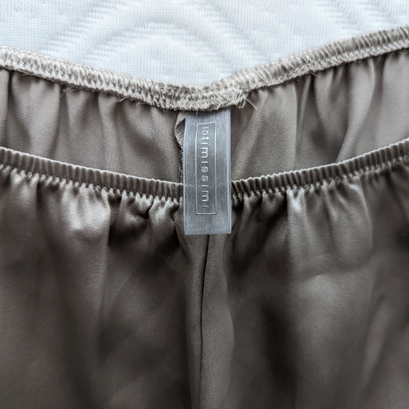 Pajama Set - Picture 5 of 6